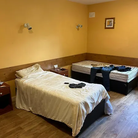 Gateway 2 Single Beds Apartment Sligo